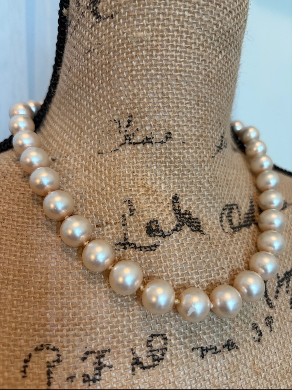 Vintage Glass Pearl Bead Necklace - Cream Pearlescent Finish